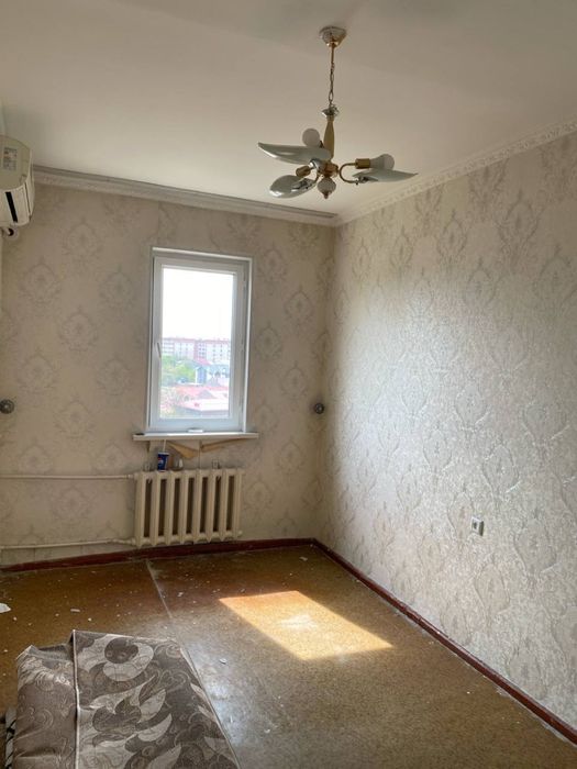 Чиланзар 15.  Срочно 3 х комнатная Продажа 72 м2