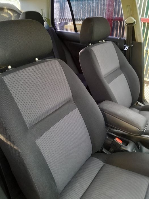 De vanzare golf 4