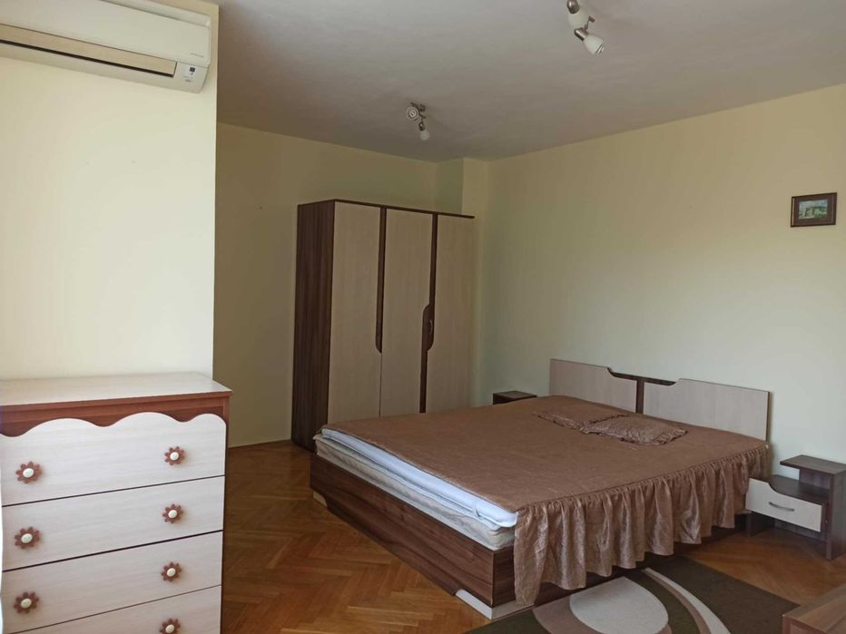 Дава се под наем Тристаен апартамент в Варна, Спортна зала - 60 кв.м за 561 € - Снимка #5