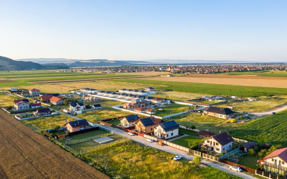 Teren intravilan Brasov - Harman - 3840 mp ( 6 parcele )