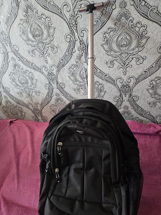 Рюкзак на колёсах  9000