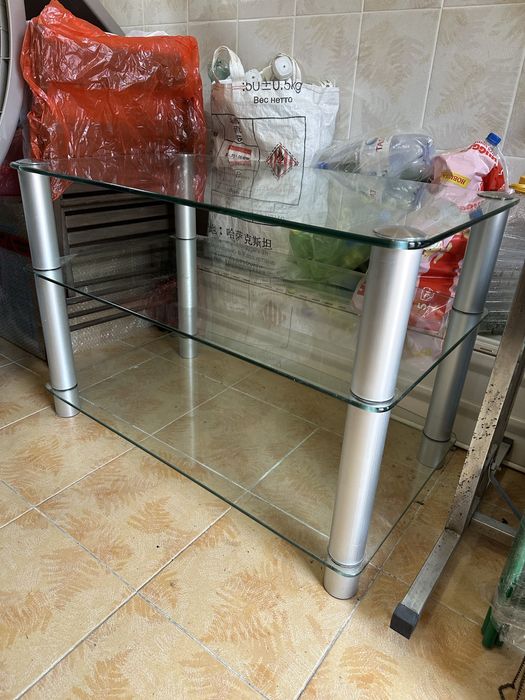 Продам стеклянный столик, тумба под ТВ