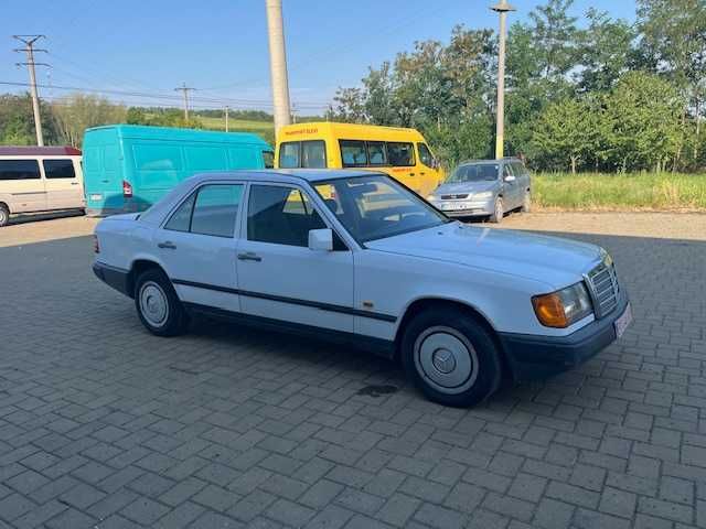 mercedes 124 model 200e