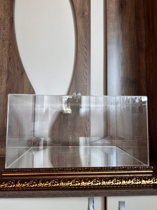 Кутии от Plexiglass