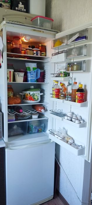 Продам холодильник