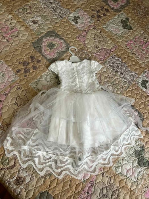 Детски Роклички  за официални поводи.