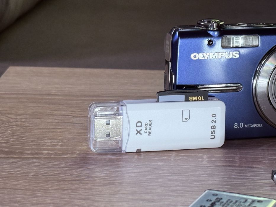 Olympus FE-280 Y2K Digicam 8MP