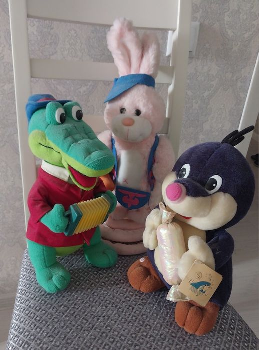 Продам мягкие игрушки 3шт
