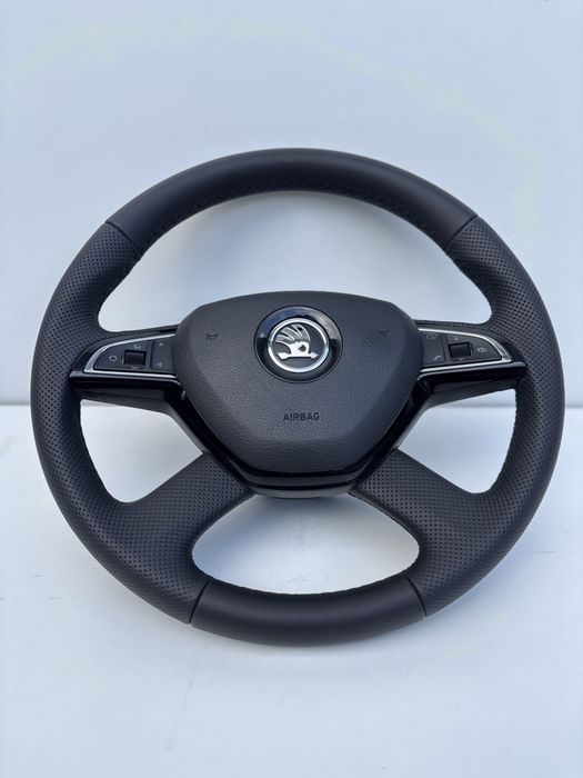 Volan Skoda  Octavia 3 RECONDITIONAT   din piele cu comenzi 2011-2015
