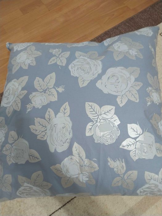 Подушки 65х65 2шт