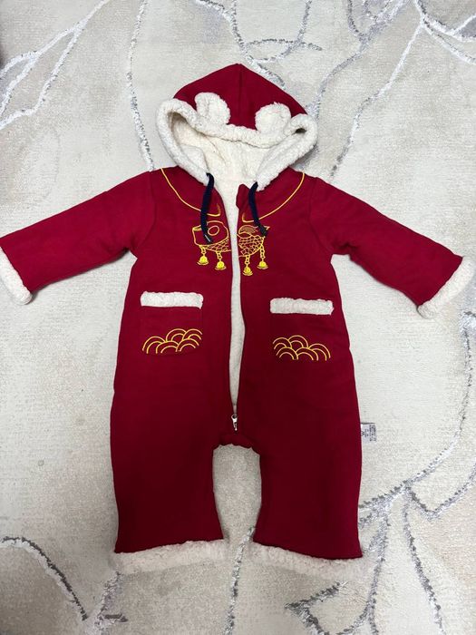 Продается детский комбинезон