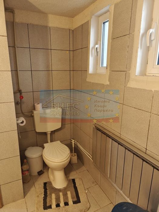 Продава се Къща в с. Селищен дол, Област Перник - 313 кв.м за 528 €/кв.м - Снимка #9