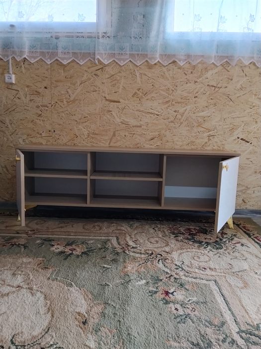 Продам ТВ тумбу
