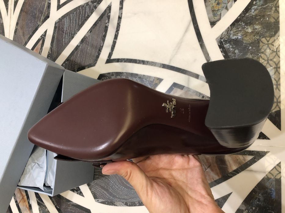 Новые шикарные туфли