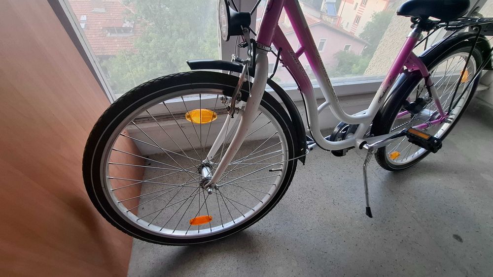 Продавам 2 броя детски велосипеда 24"