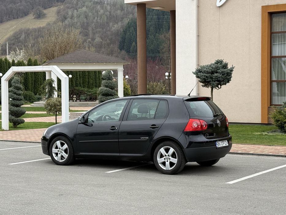 Volkswagen GOLF 5 1.9 TDI 2009