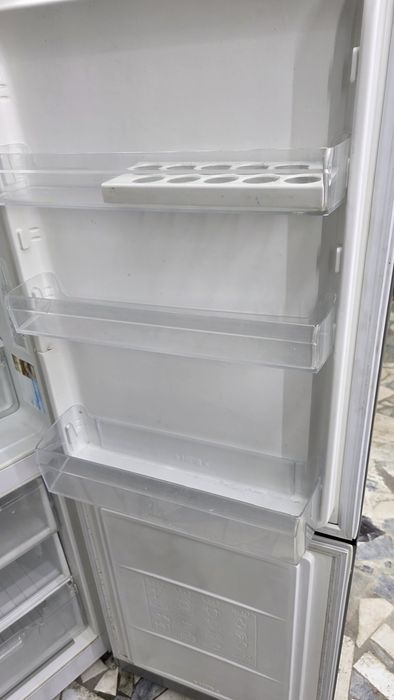 Продам холодильник Индезит