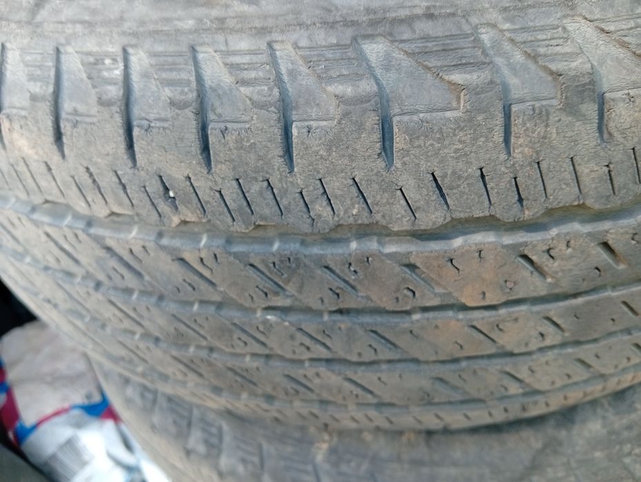 Покрышки Roadstone 225/70 R15