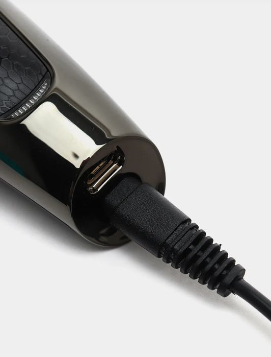 Soch kesish mashinasi, soqol va mo'ylov