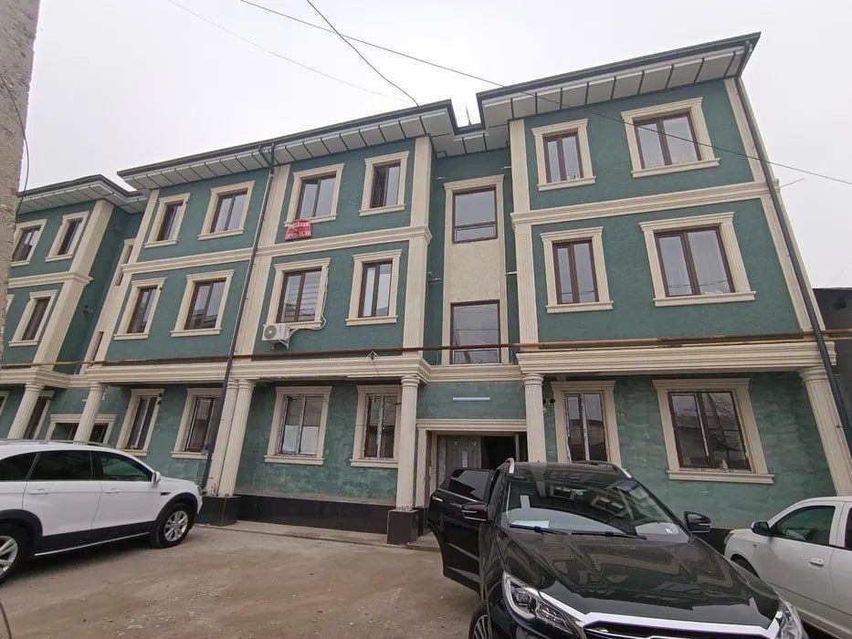 Срочно продам 1 ком  квартиру / 1 хонали Уй сотилади!