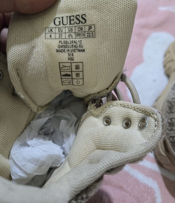 Guess оригинални дамски боти 37 номер