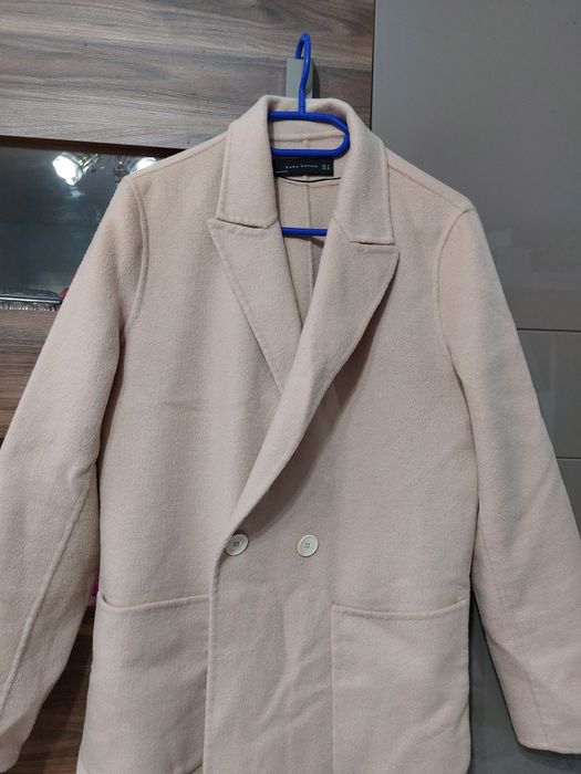 Palton Zara nepurtat