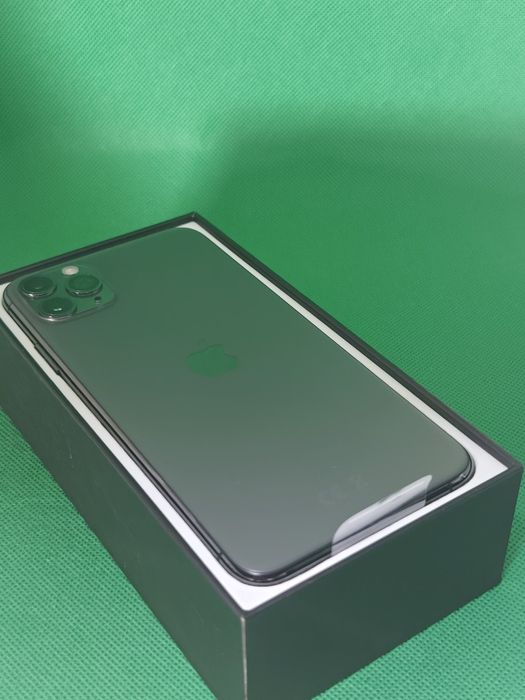 Iphone 11 Pro Max 8 incarcari * Garantie *