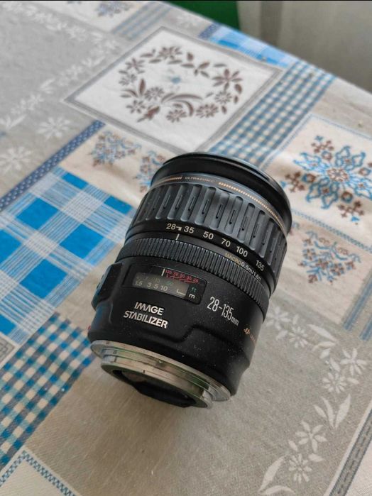 Canon EF 28-135mm IS USM
