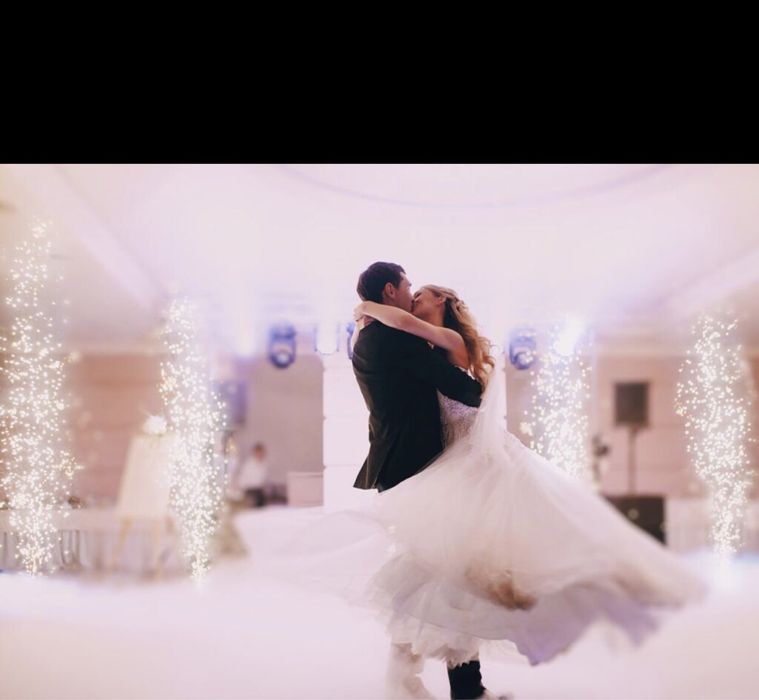 Тяжелый дым,холодные фонтаны,спаркуляры