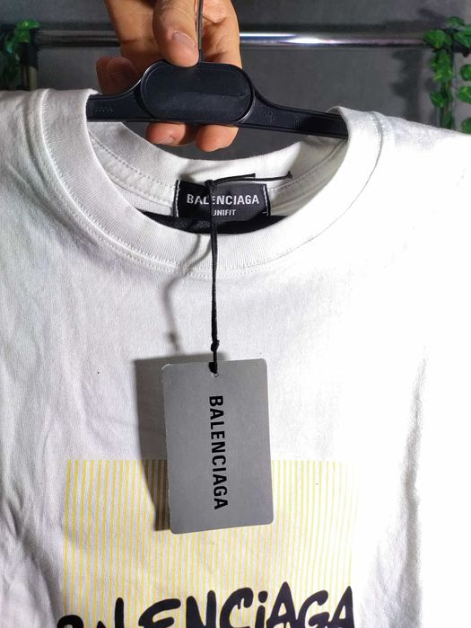 Tricou Balenciaga marimea S
