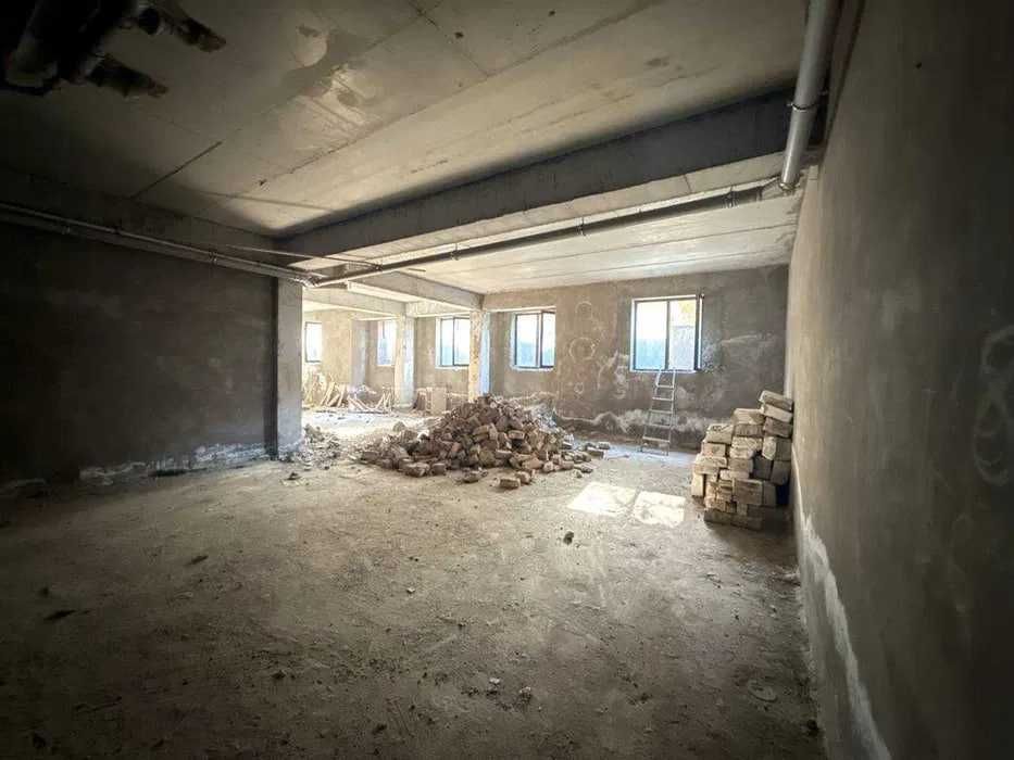 Аренда цокольным этаже
Чиланзар
Ориентир:рядом с перекрёстком «Шухрат»