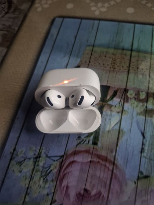 Căști  air pods 4