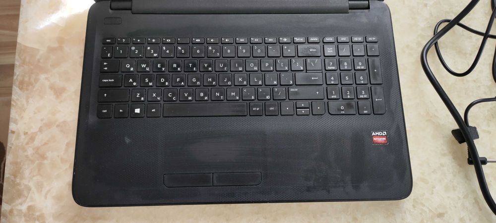 Ноутбук HP 15-af022ur