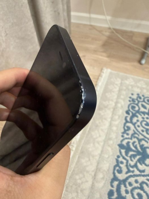 Продам iPhone 12 /128