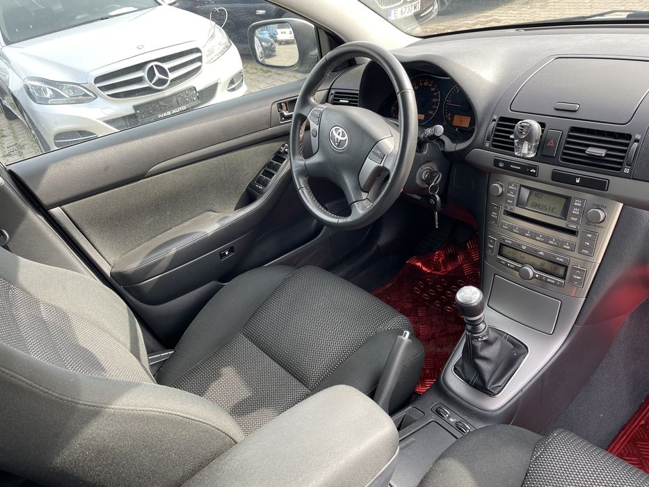 Toyota Avensis 2.2Dcat /177hp,Т25,На части