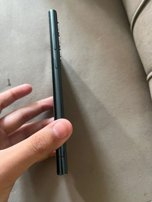 Samsung s22 ultra в отличном состояни