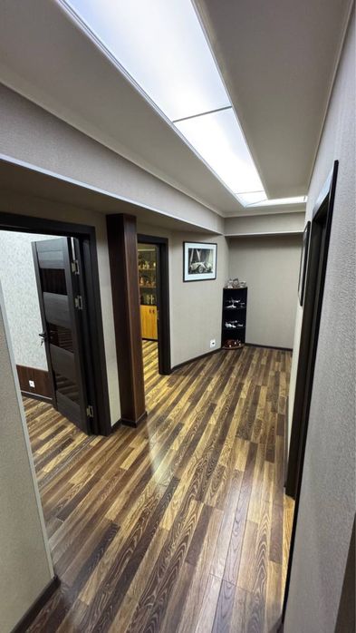 Ц4 плов сити / 94м2 Нежилое продаётся