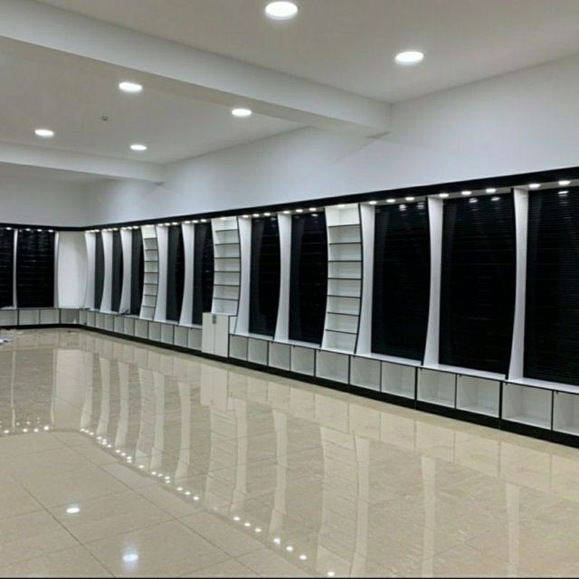 по вашему заказу изготовим мебельный витрину, стеллаж, ресепшн