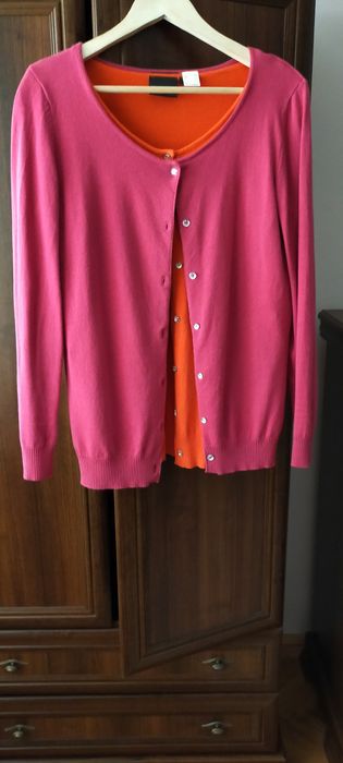 Vând pulover, 70%bumbac și 30% poliamida.