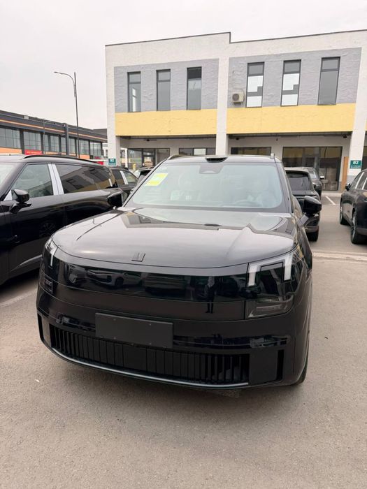 Lynk&co 900 1.5l
