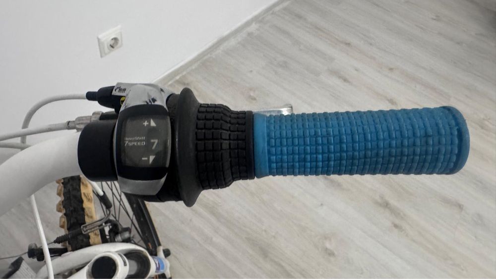 Vand bicicleta Scott 240