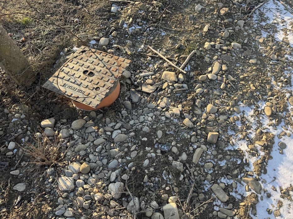 Teren intravilan  Bentu