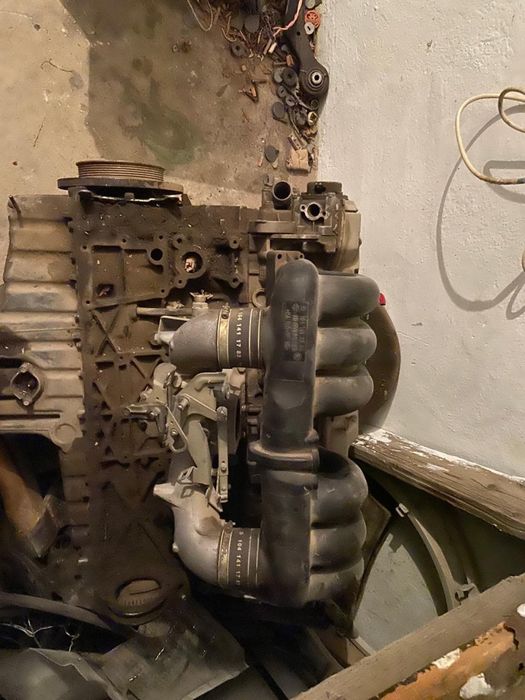 Mercedes мотор 104, объем 2.8