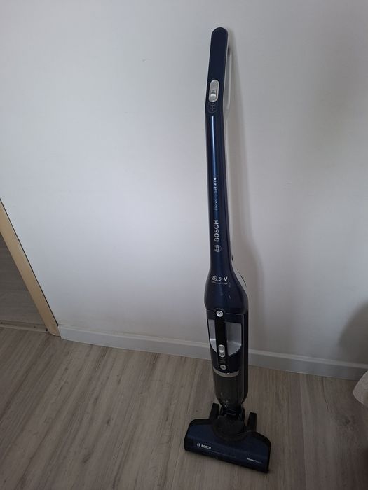 Продам пылесос BOSH