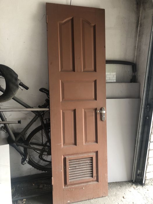 Двери межкомнатные 2м*0,6м