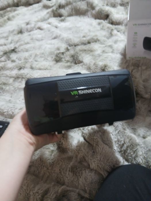 Продам виар шлем для телефона vr shinecon