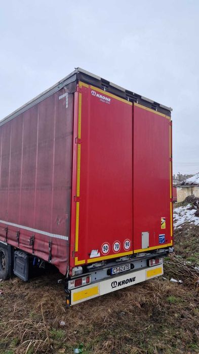 Semiremorca prelata Krone Mega Liner