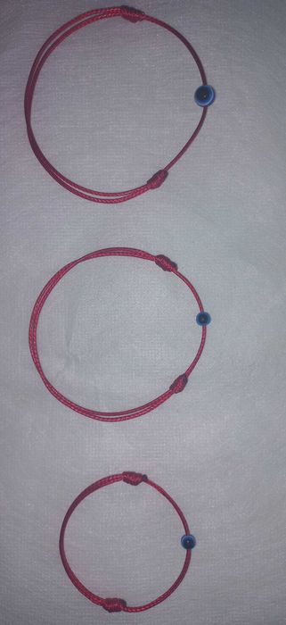 Гривни със синьо око