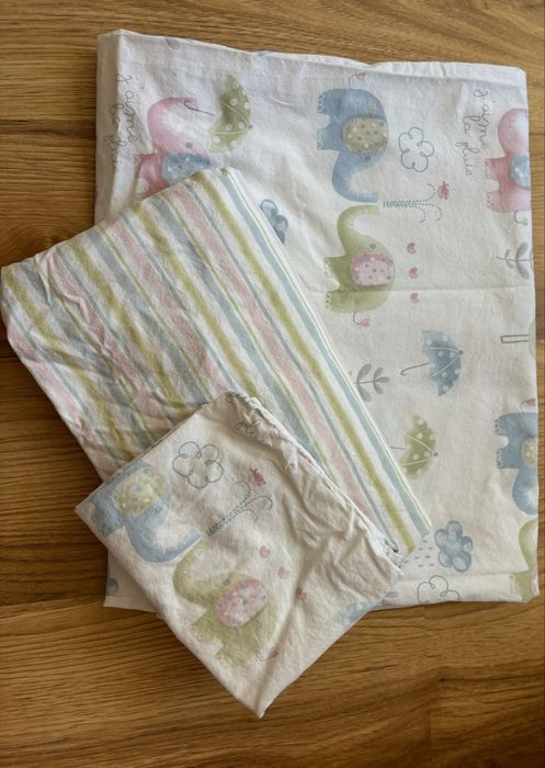 Чаршафи English home 70/140, долен с ластик+ калъфка