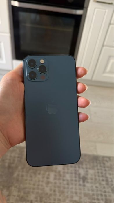 IPhone 12 Pro 128гб отличном состоянии
